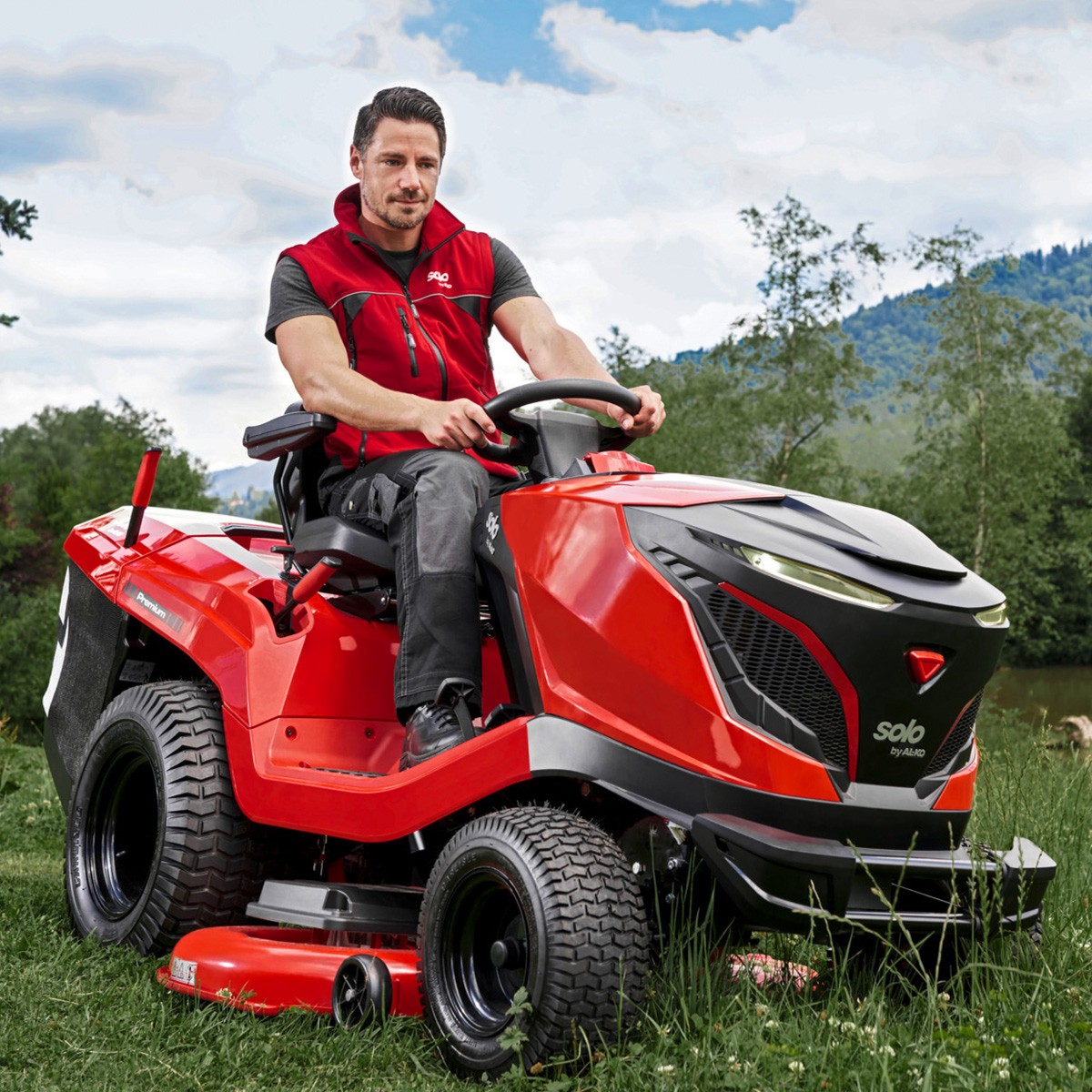AL-KO T24-125.4 HD V2 Premium Pro traktorius