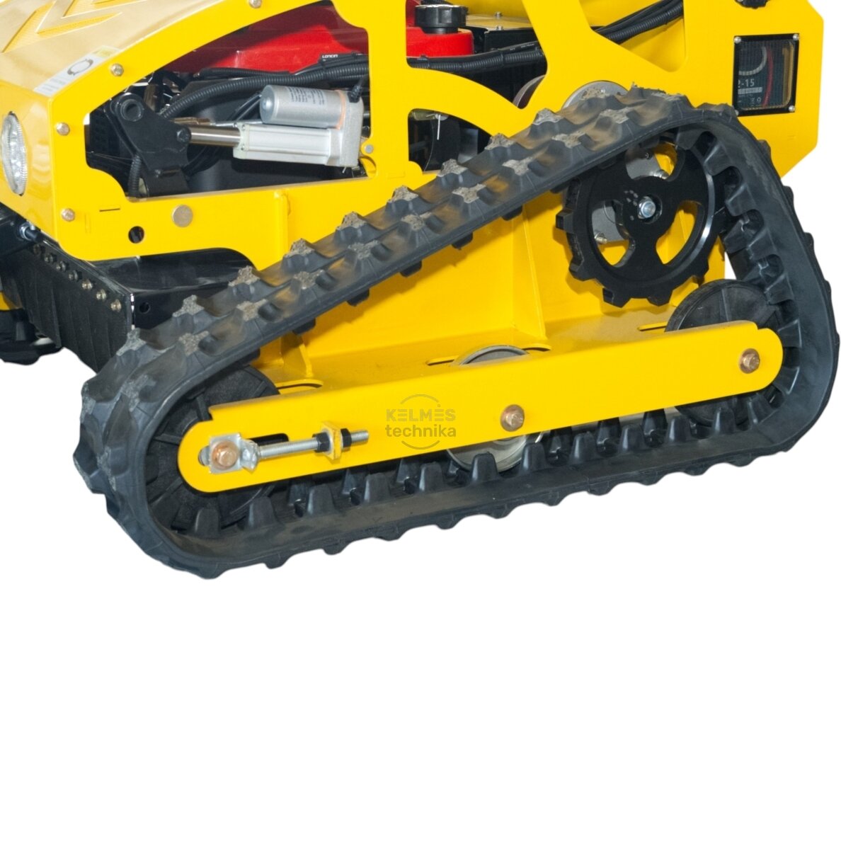 Benzininė Žoliapjovė - Robotas GUST 550, 55cm, Loncin 196cc, su sniego peiliu 18 Benzininė Žoliapjovė - Robotas GUST 550, 55cm, Loncin 196cc, su sniego peiliu 18