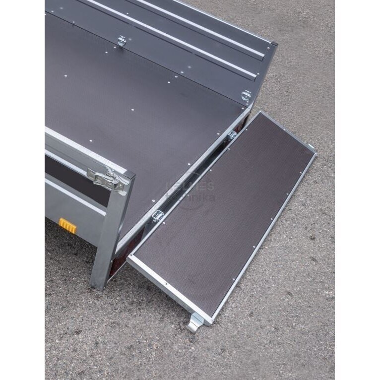 Bortinė priekaba CS327-LH 6 Bortinė priekaba CS327-LH 6