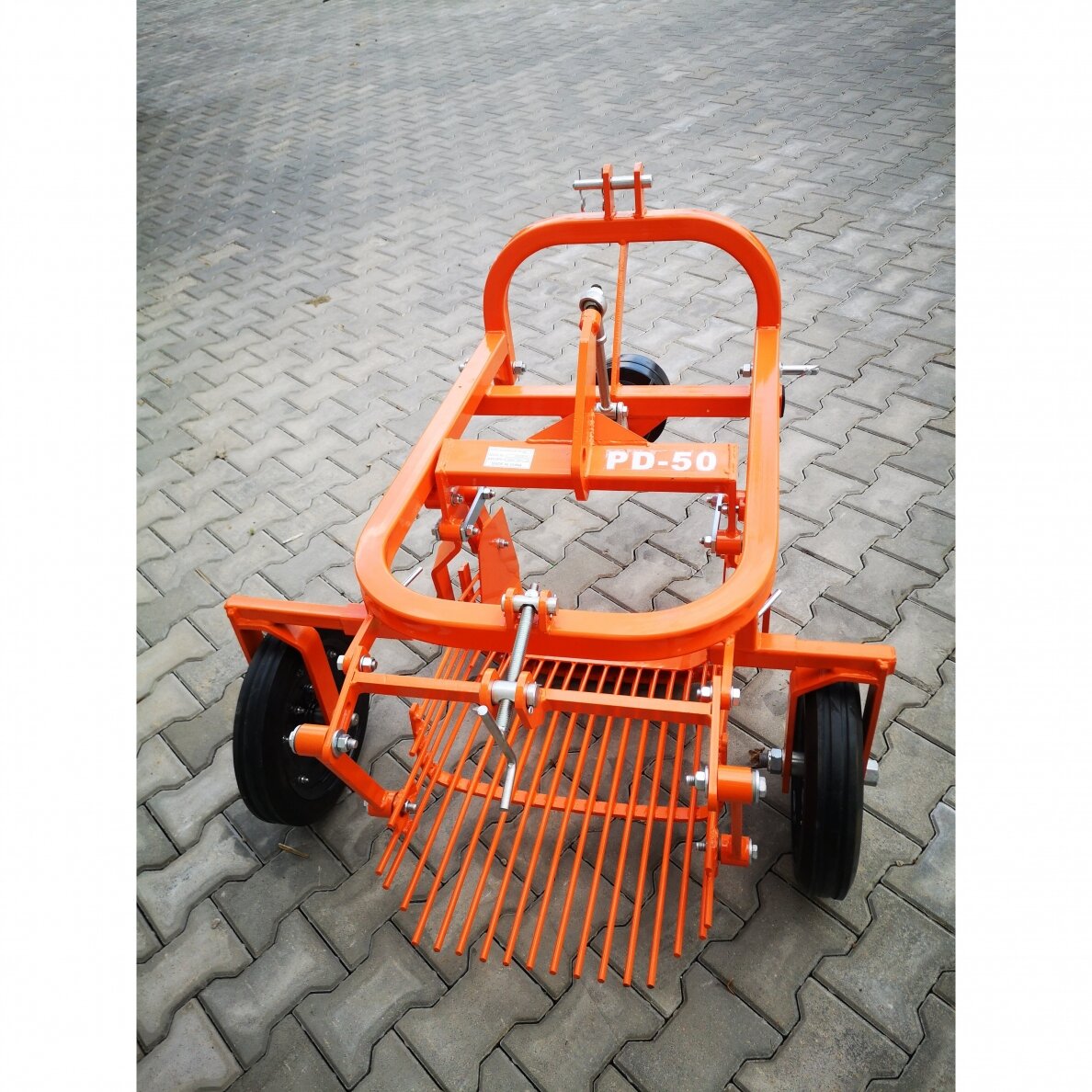Bulviakasė PD-50 1 Bulviakasė PD-50 1