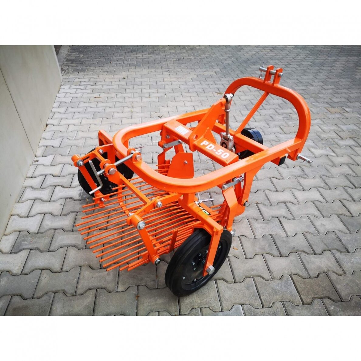 Bulviakasė PD-50 2 Bulviakasė PD-50 2
