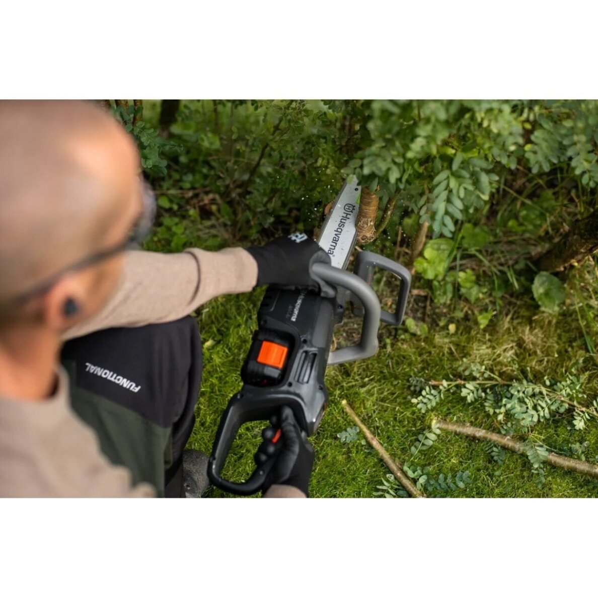Husqvarna Aspire™ C15X-P4A (Be akumuliatoriaus ir įkrovėjo) 4 Husqvarna Aspire™ C15X-P4A (Be akumuliatoriaus ir įkrovėjo) 4