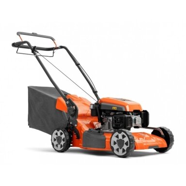 Benzininė vejapjovė Husqvarna LC 151S