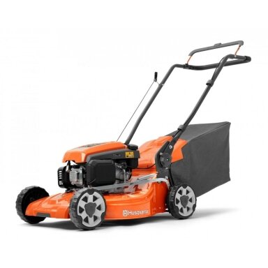 Benzininė vejapjovė Husqvarna LC 151S