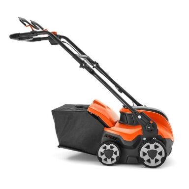 Skarifikatorius Husqvarna S 138C (Elektrinis) Skarifikatorius Husqvarna S 138C (Elektrinis)