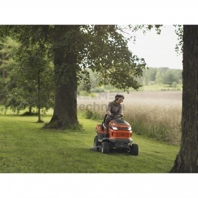 traktorius HUSQVARNA TS 215T 12 traktorius HUSQVARNA TS 215T 12