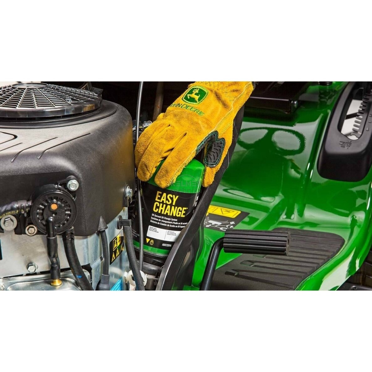 Traktorius JOHN DEERE X167 8