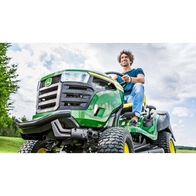 Traktorius JOHN DEERE X167R 3