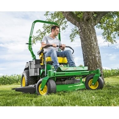 John Deere Z515E nulinio apsisukimo traktorius 3 John Deere Z515E nulinio apsisukimo traktorius 3
