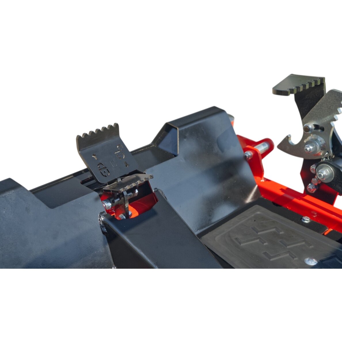 KUTTER ZTR72-C nulinio apsisukimo traktorius 25 KUTTER ZTR72-C nulinio apsisukimo traktorius 25
