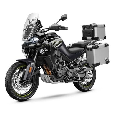Motociklas CFMOTO 800MT Explore ABS (Gem black) Motociklas CFMOTO 800MT Explore ABS (Gem black)