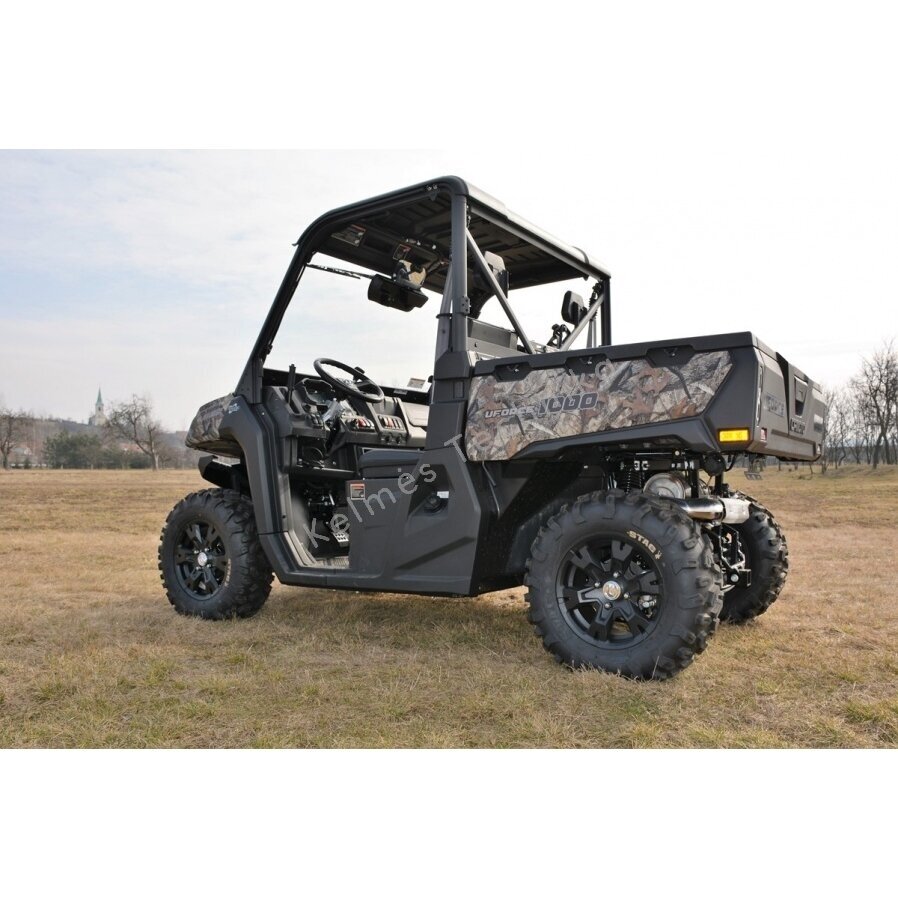 Priekinis stiklas su valytuvu DFK CFMOTO UFORCE 1000 4