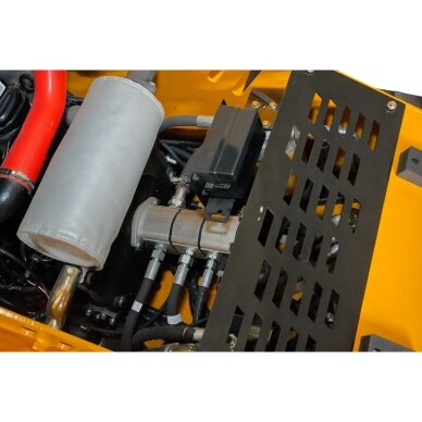Vikšrinis mini krautuvas ENZO - HT530T (Dyzelinis) 21